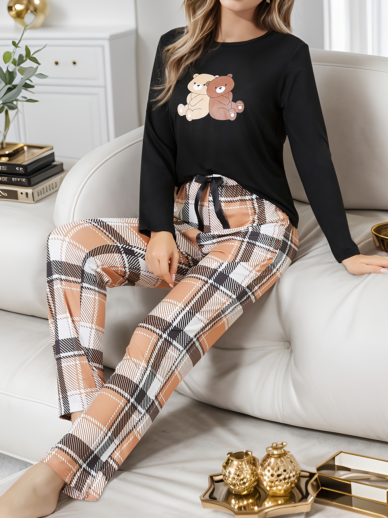 Elegant Letter Print Pajama Set, Short Sleeve Blouse Top & Elastic  Waistband Pants, Women's Sleepwear & Loungewear - Temu United Arab Emirates