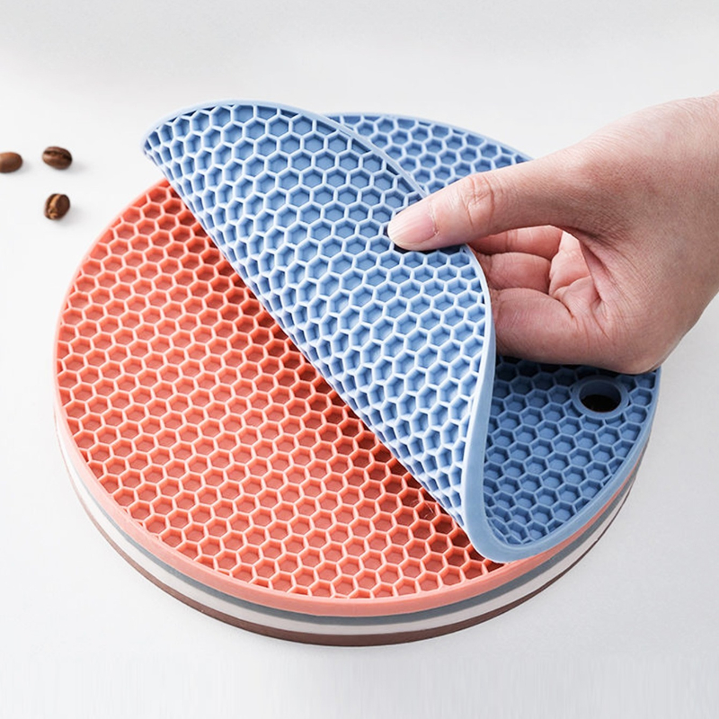 https://img.kwcdn.com/product/practical-honeycomb-trivet-mat/d69d2f15w98k18-7cae81e1/open/2023-06-16/1686894314310-f61989b5ae5447ada0a4225edda9da97-goods.jpeg?imageView2/2/w/500/q/60/format/webp