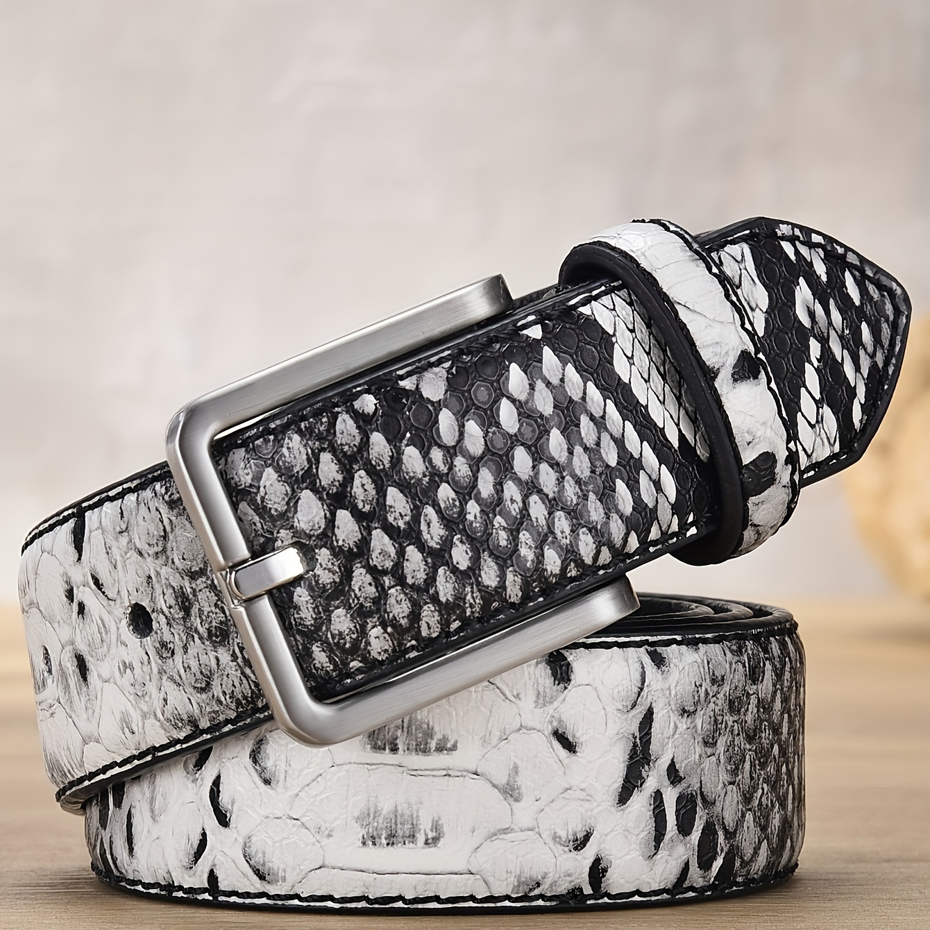 1pc Women Checkered Pattern Fashionable Cat Buckle Belt For Daily  Decoration