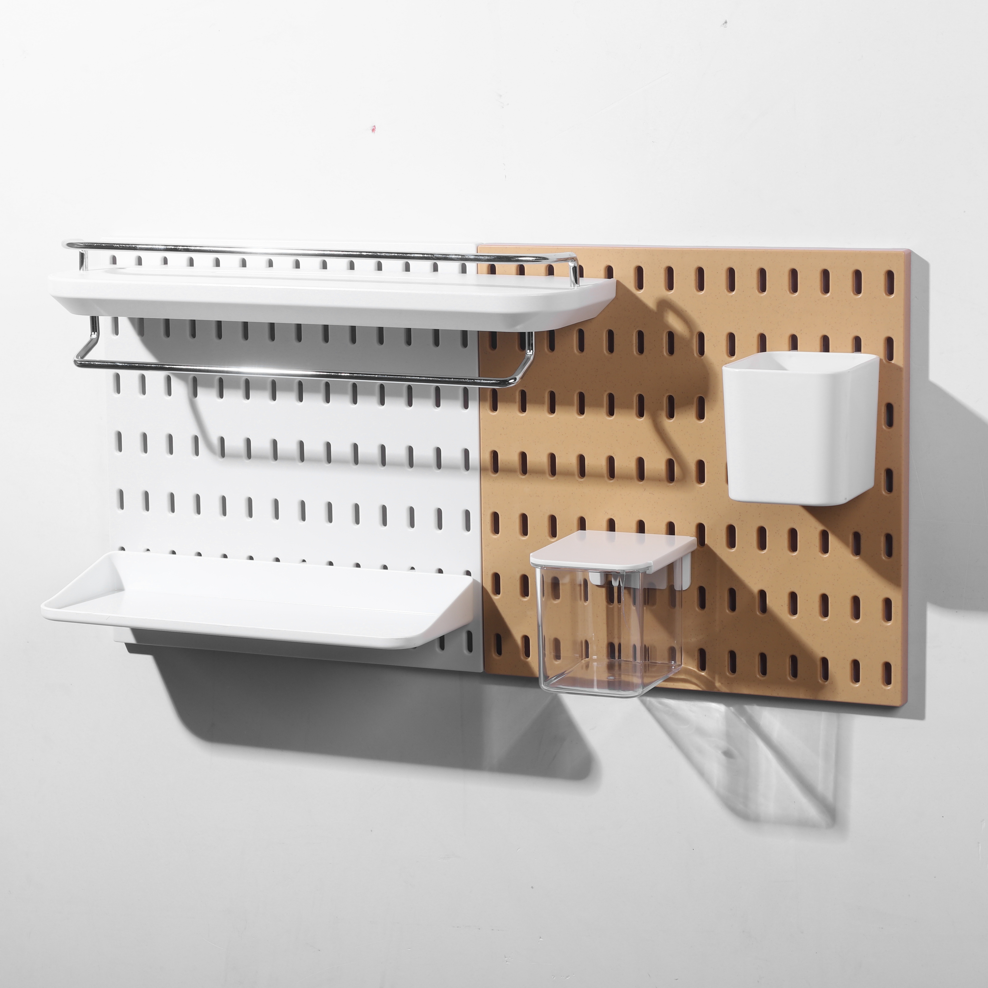 Kit de organizador de pared de tablero de clavijas, paquete de 2 paneles de  pared con 10 accesorios, kit de combinación de tablero de clavijas de 22 x