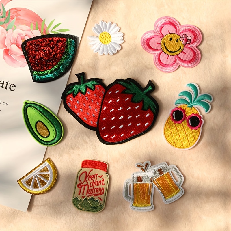 3pcs Strawberry Embroidered Patches,Funny Iron on Patches for Clothes, Cute Strawberry Embroidered Sew-On/Iron-On Appliques Patch for Kids Clothes
