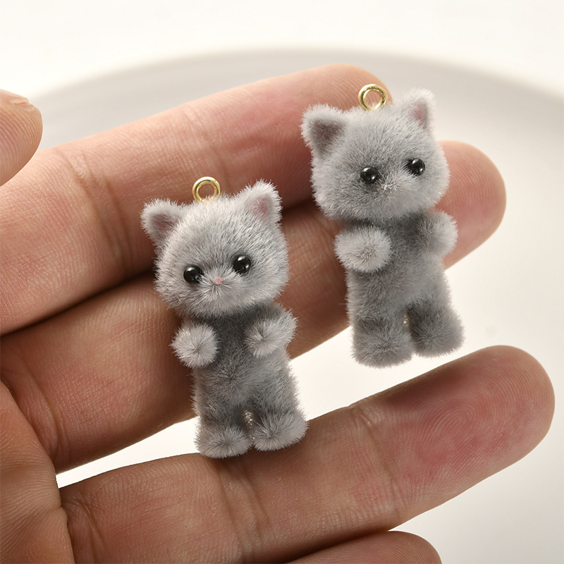 https://img.kwcdn.com/product/resin-flocking-cute-three-dimensional-cat-pendant/d69d2f15w98k18-b6f0d689/open/2023-10-17/1697561366232-871e313dc17d44afaf77cfe6ac19a0ad-goods.jpeg