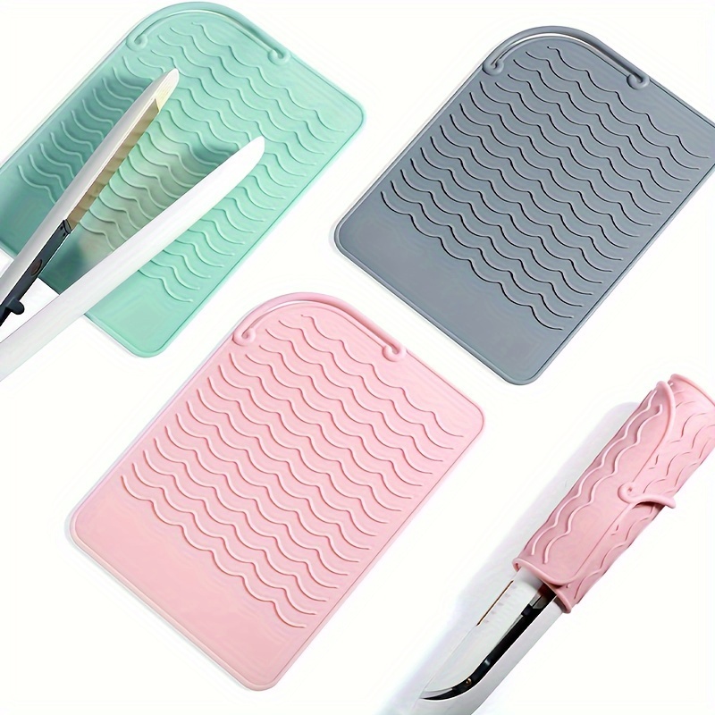 2 Pack Silicon Heat Resistant Mat for Hair Tools, Travel Hot Pad for  Curling Iron Small, Non Slip Flat Iron Mat Pad, Thick Styling Tool Mat for