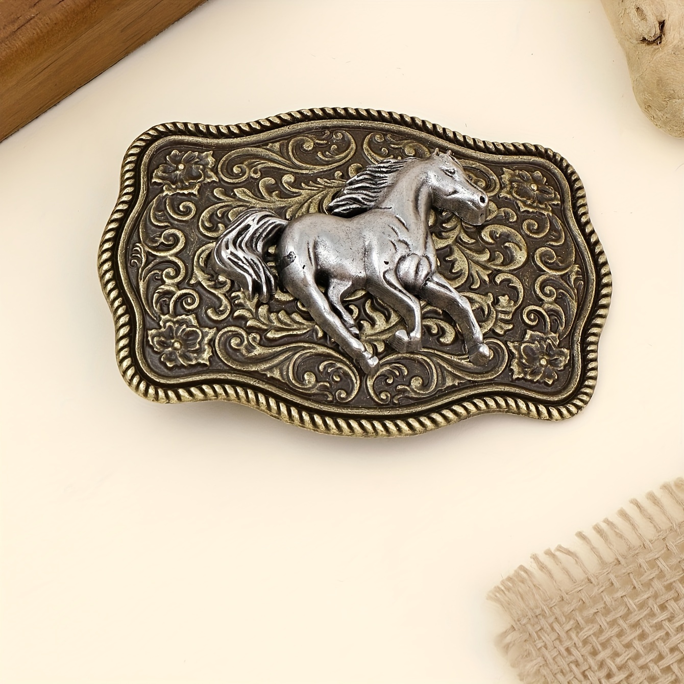 Vintage Western Cowboy Belt Buckle with Cross and Horse Design - Stylish  and Unique Fashion Accessory