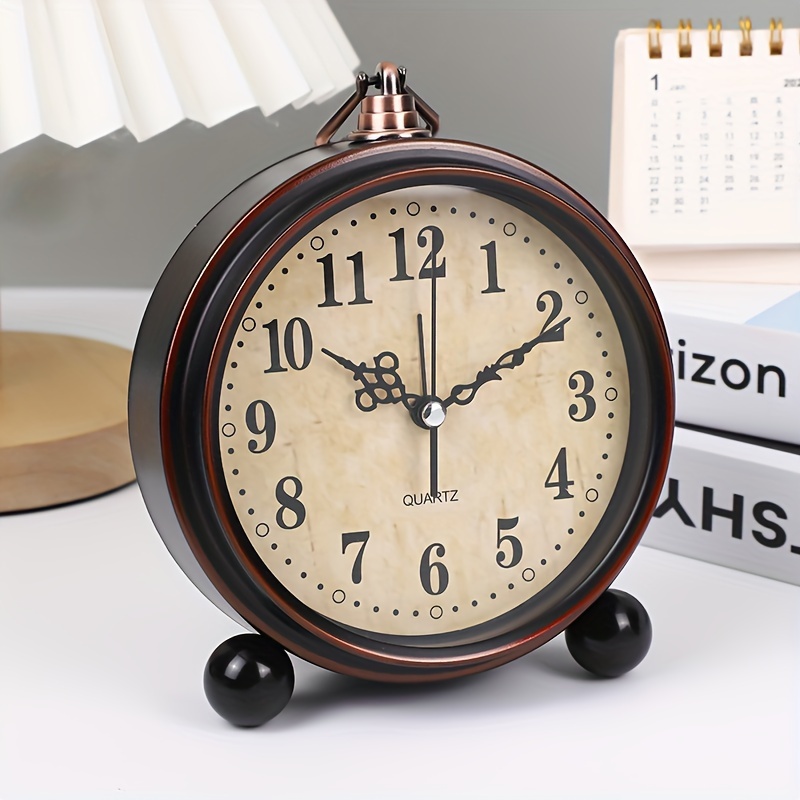 Reloj despertador analógico, retroiluminación retro, bonito diseño simple,  pequeño reloj de escritorio con luz nocturna, silencioso sin tictac