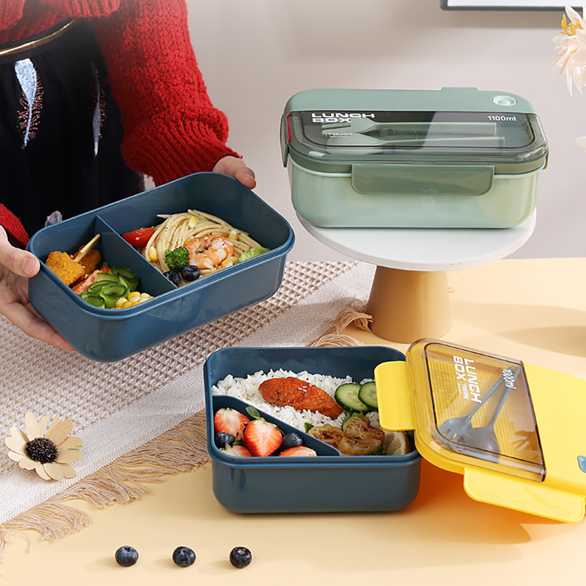 Microwavable Airtight Bento Lunch Box Set Lovely Red with Bottle f