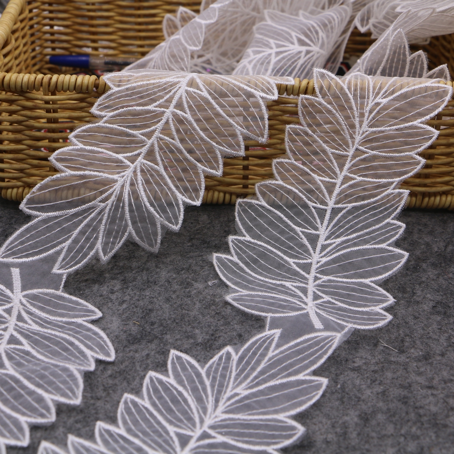 20M Leaf Ribbon Artificial Vines Leaves String Trim Ribbon Wild Jungle  Greenery for Baby Shower Party Wedding Home Wreaths DIY - AliExpress