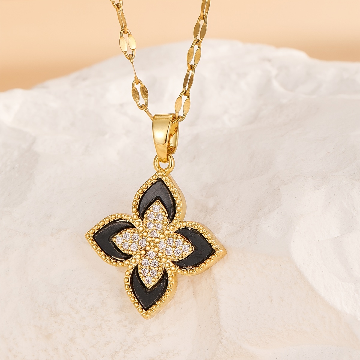 Square Shape Pendant Necklace With Four Leaf Clover Shape Pattern  Adjustable Neck Jewelry Good Lucky Jewelry For St. Patrick's Day - Temu  Lithuania