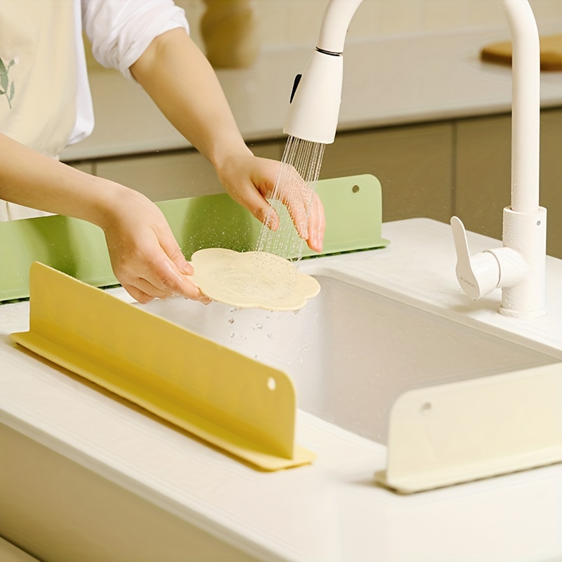 Silikon Waschbecken Spritzschutz, Sink Anti-Spritzwasser-Halteplatte, Küche Splatter Bildschirm für Spüle, Küchenspüle Zubehör, Saugnapf Design