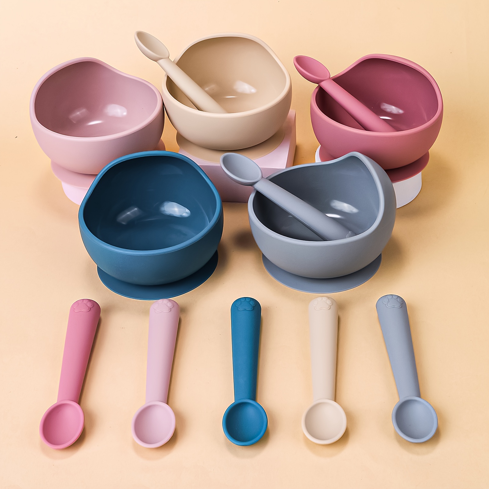 https://img.kwcdn.com/product/silicone-suction-bowl-with-spoon/d69d2f15w98k18-67b18e50/Fancyalgo/VirtualModelMatting/3e2d9677c8c05940acb41857c33b63ce.jpg