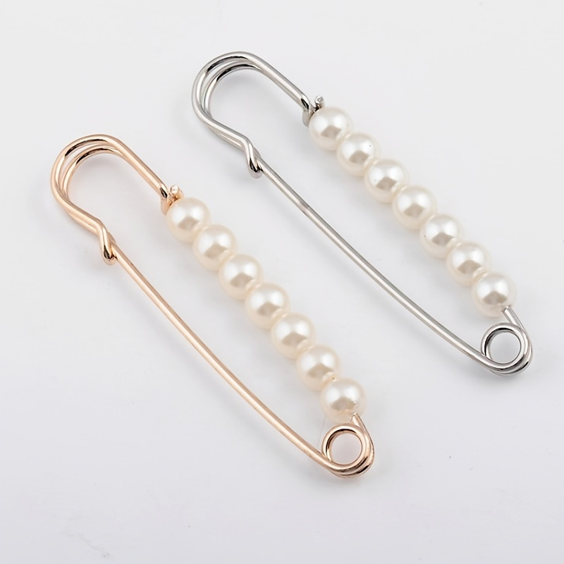 PandaWhole Alloy Star & Chain Tassel Charms Safety Pin Brooch, Lapel Pin for Sweater Clasp Pants Waist Extender AlloySize: Size: About 45mm
