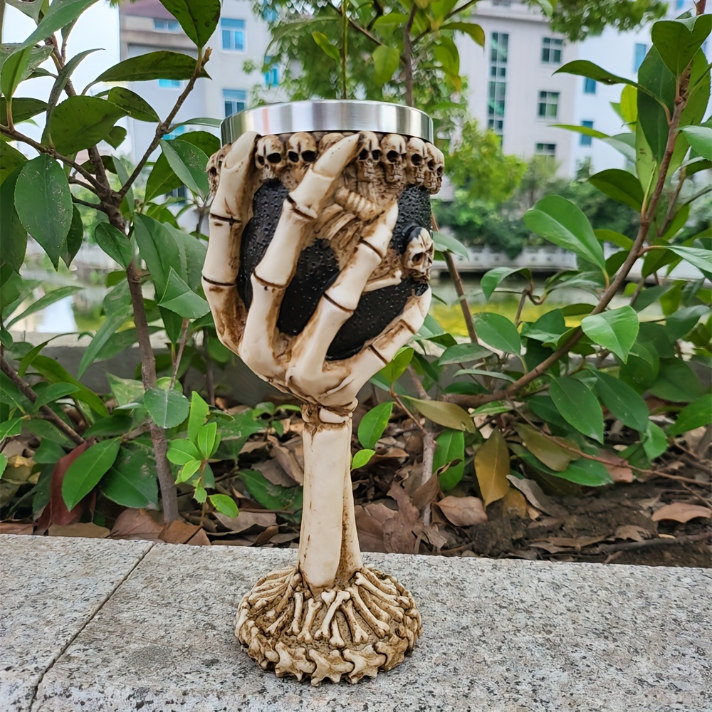 https://img.kwcdn.com/product/skull-skeleton-goblet/d69d2f15w98k18-36178e80/Fancyalgo/VirtualModelMatting/e4e6fb02e9d24791181e6de48c6c10e1.jpg?imageView2/2/w/500/q/60/format/webp