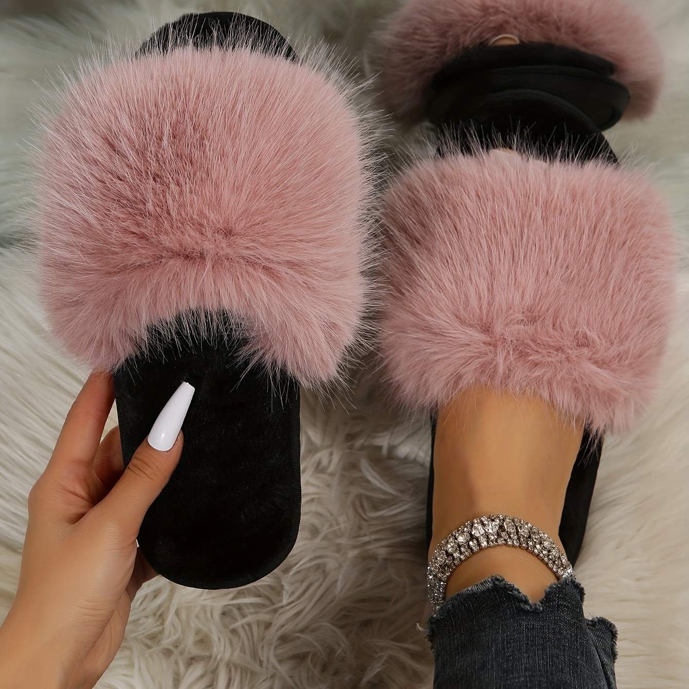 Puxowe Women Slides Faux Fur Fuzzy Slippers Indoor Outdoor Non