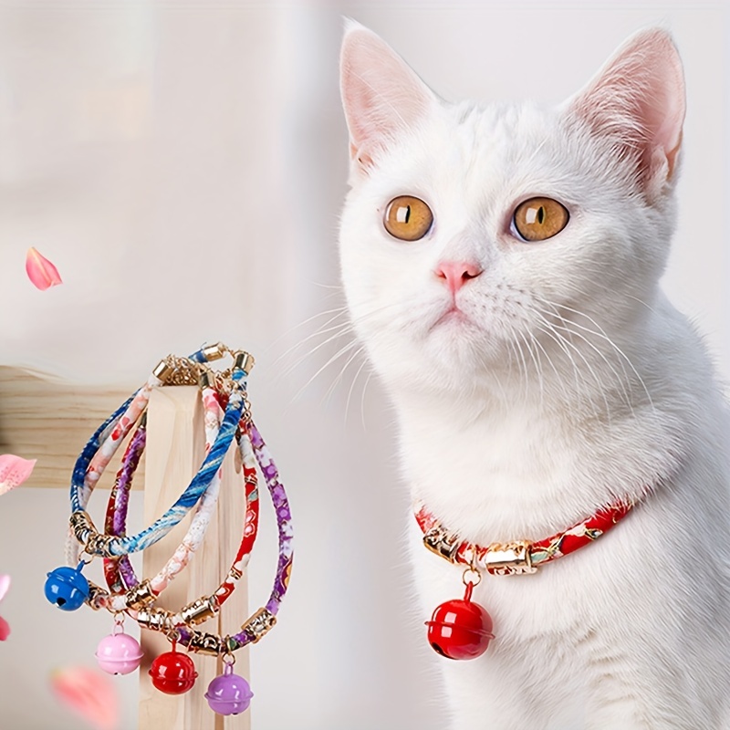 Cat clearance bell choker