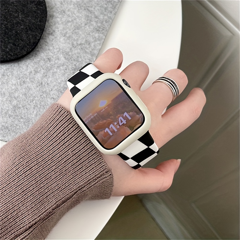 Silicone Checkered Pattern Smart Apple Watch Bands Wristband Straps for Apple  Watch Series 38mm 40mm 41mm 42mm 44mm 45mm - China Silicone Apple Watch  Wristband and 45mm Apple Rubber Watch Bands price