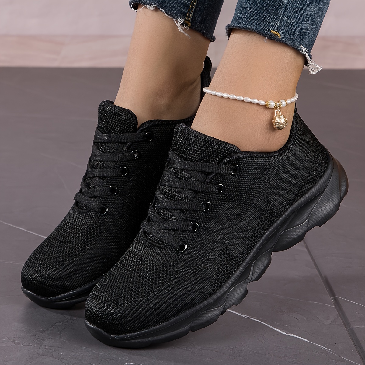 Best womens black on sale sneakers