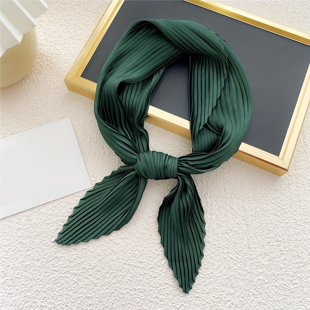 Silk scarf Totême Green in Silk - 34379899