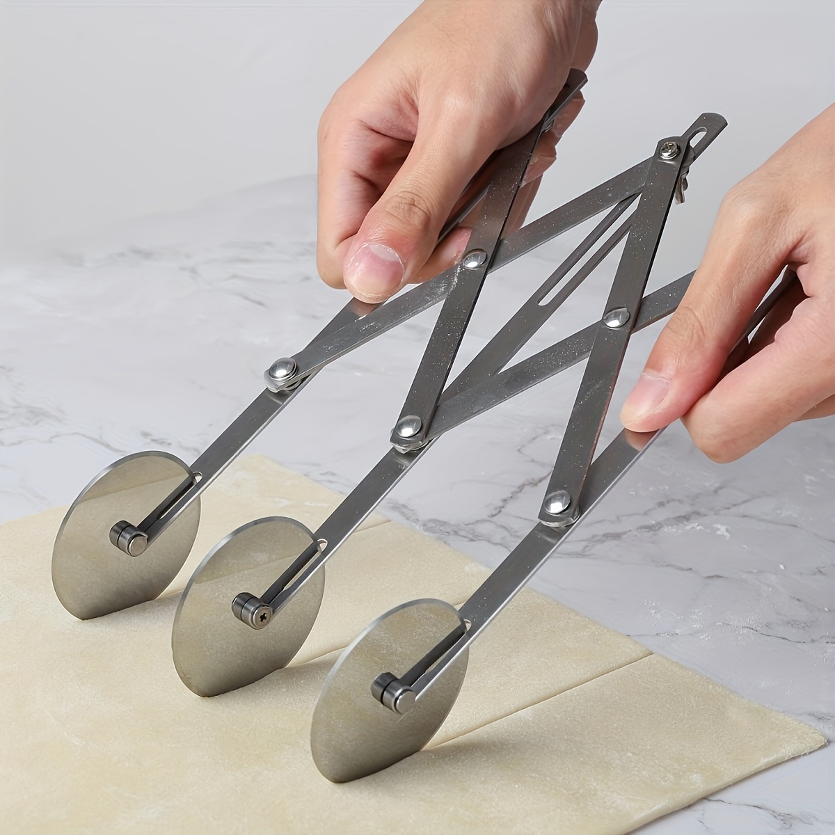 Food Grade Stainless Steel Pizza Cutter Multi-Wheel Dough Divider