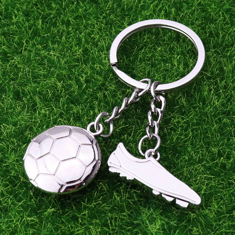 6pcs Mignon Sport Porte-clés Silver Whistles Football Keychains