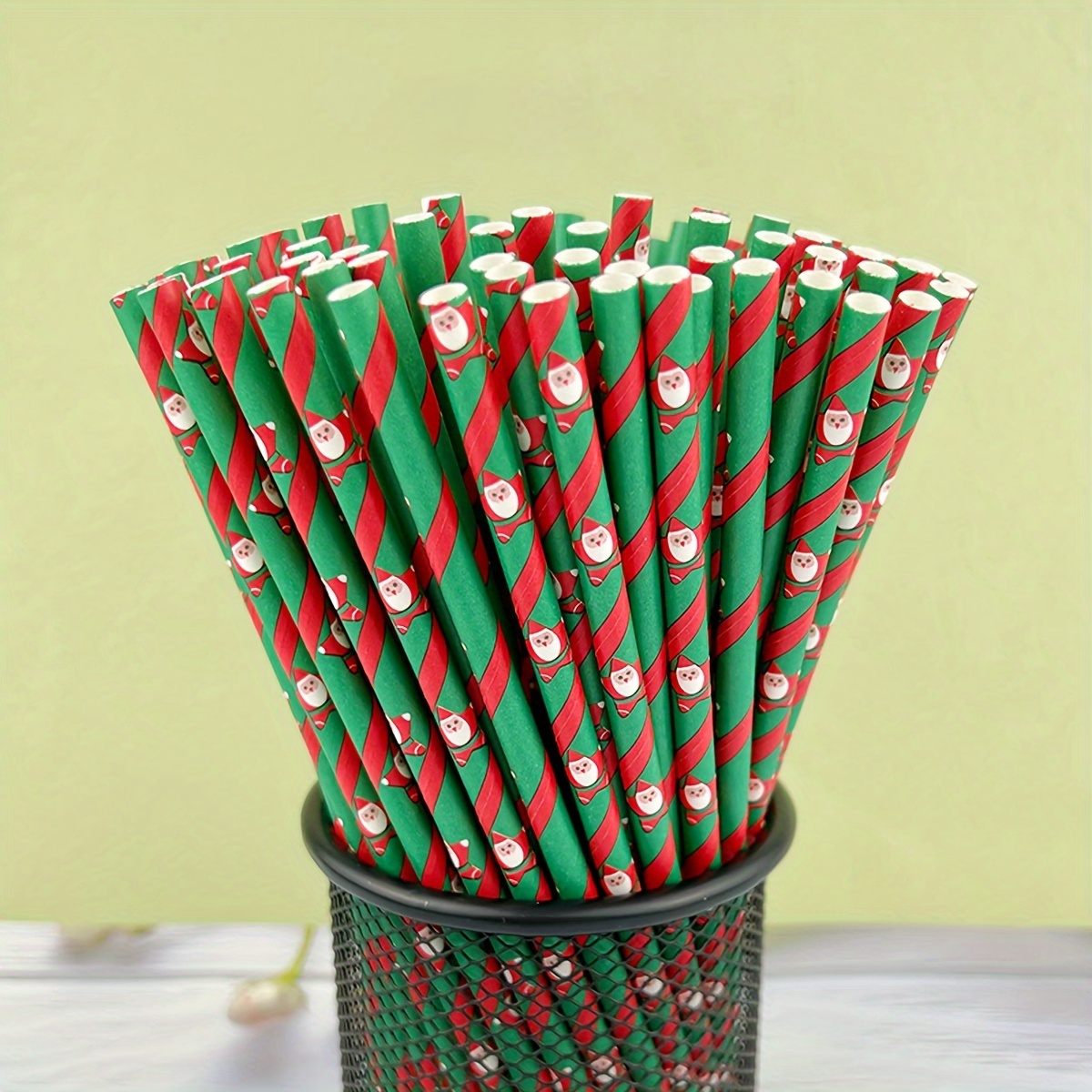 Snowflake Party Straws (50 Pack - Red & Teal) - Winter Holiday Christmas  Party Supplies, Snowflake Paper Straws, Snowman / Red & Green Frozen Party