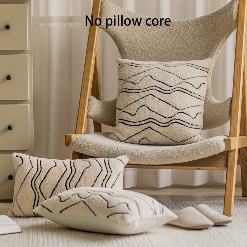 https://img.kwcdn.com/product/striped-embroidered-throw-pillow-cover/d69d2f15w98k18-1502d1ad/Fancyalgo/VirtualModelMatting/98da208be1d4622111d4eb5cc0b39d91.jpg?imageMogr2/auto-orient%7CimageView2/2/w/800/q/70/format/webp