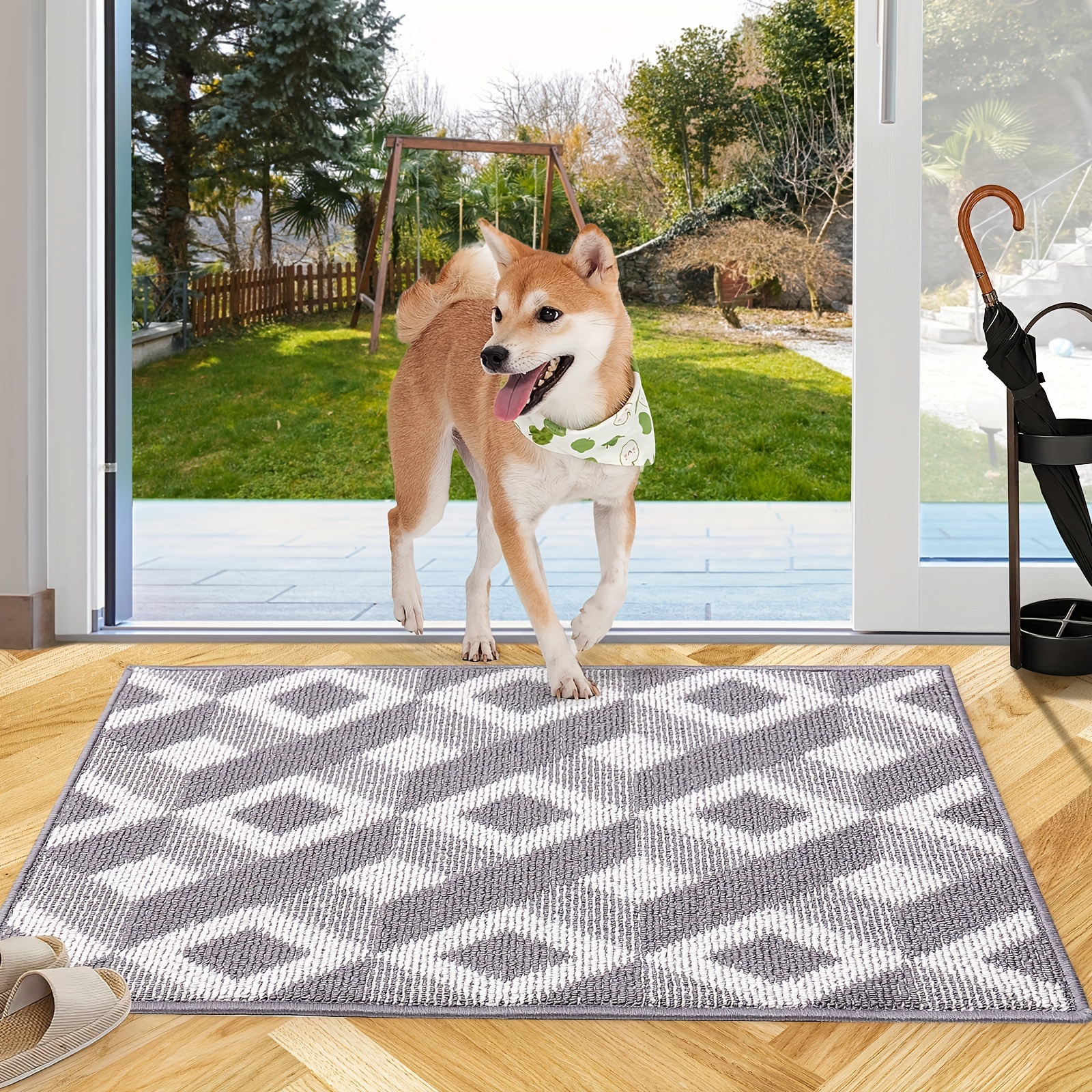 Indoor dog and cat rugs: washable absorbent placemats