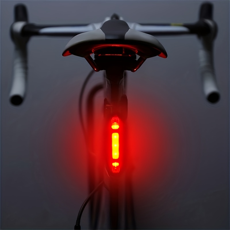 ROCKBROS Luz trasera de bicicleta inteligente, luces traseras de bicicleta  con detección de frenos para paseo nocturno, luces traseras LED ultra