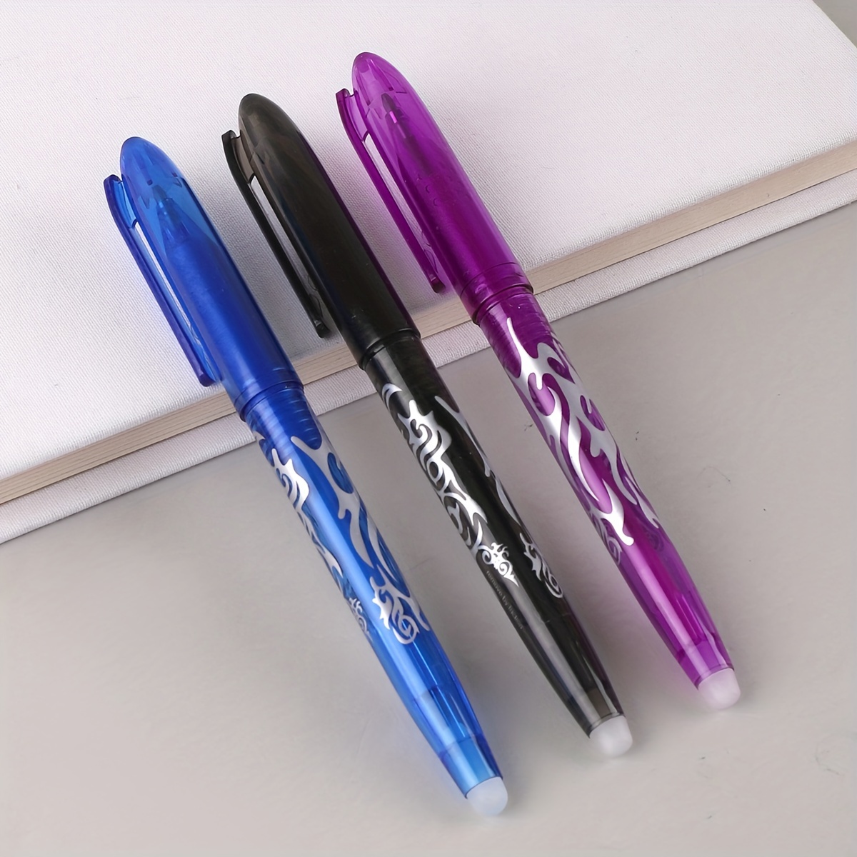 Paquete de 8 bolígrafos de tinta de gel borrables de dibujos animados  kawaii, gato, cerdo, oso, panda, animal borrable, bolígrafos de gel de  tinta