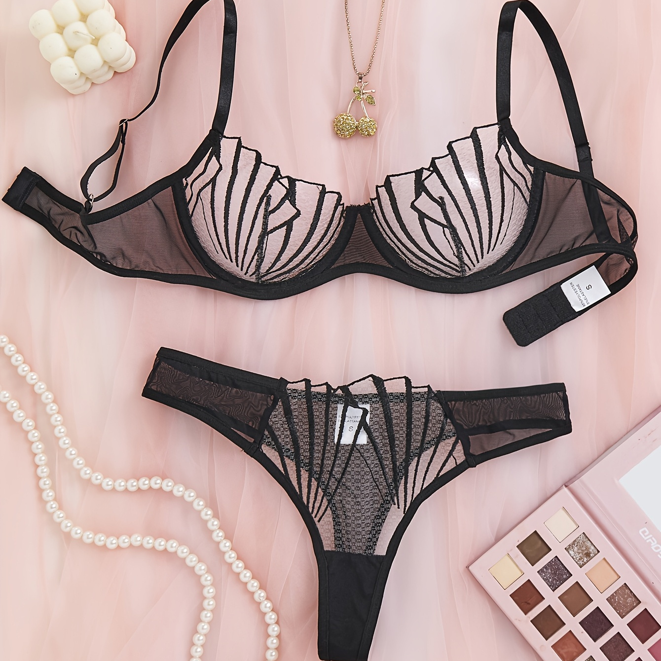 Maillot De Bain Femme Ronde Ensemble De Lingerie En Dentelle Soutien-gorge  Transparent Et Cu Avec