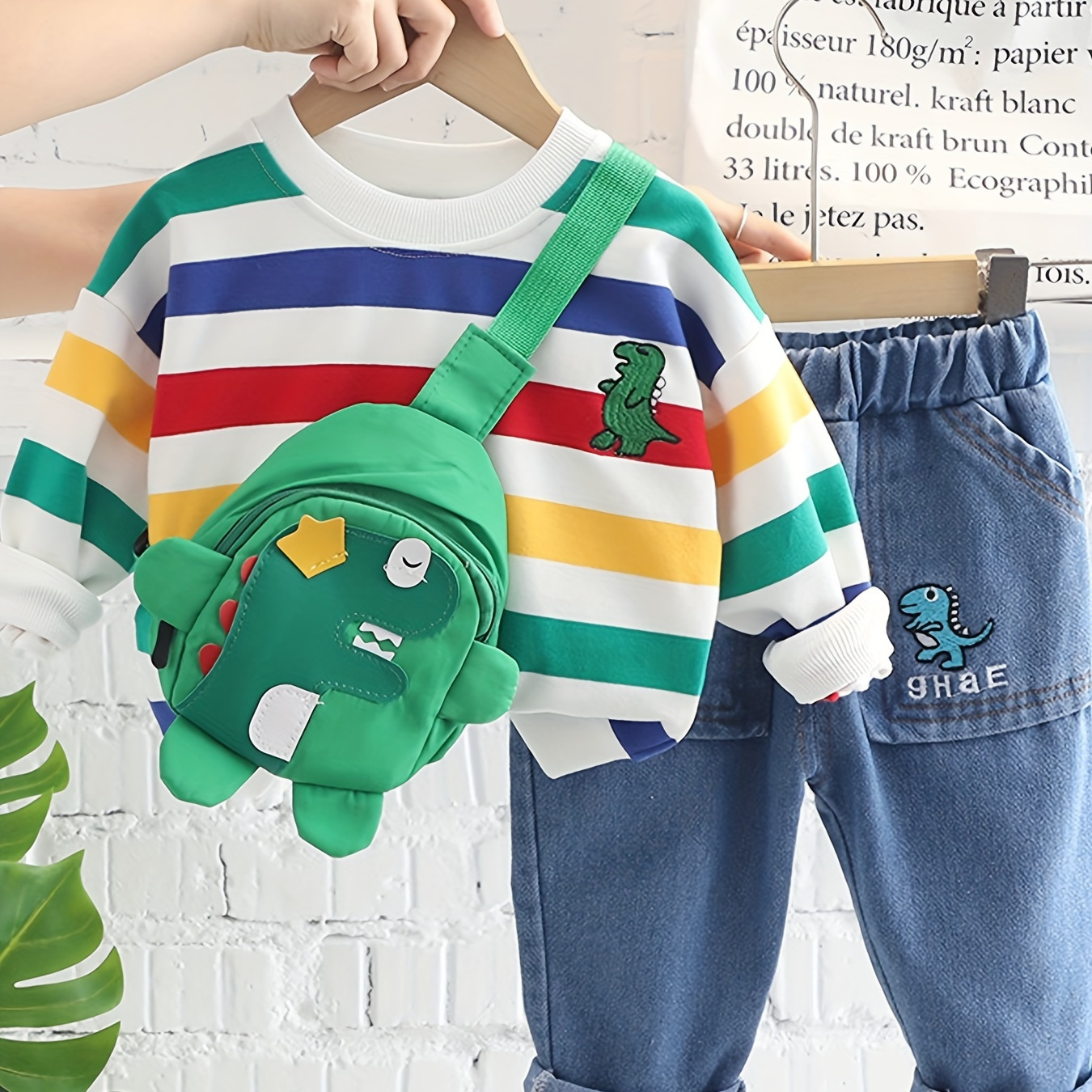 

' Autumn 2pcs Outfit Set - Striped Long Sleeve Round Neck Top, Green Dinosaur Jeans & Cute Bag - Cozy Polyester For Boys And Girls, 's Outfit|cute Bag Set|spandex Fit, Outdoor