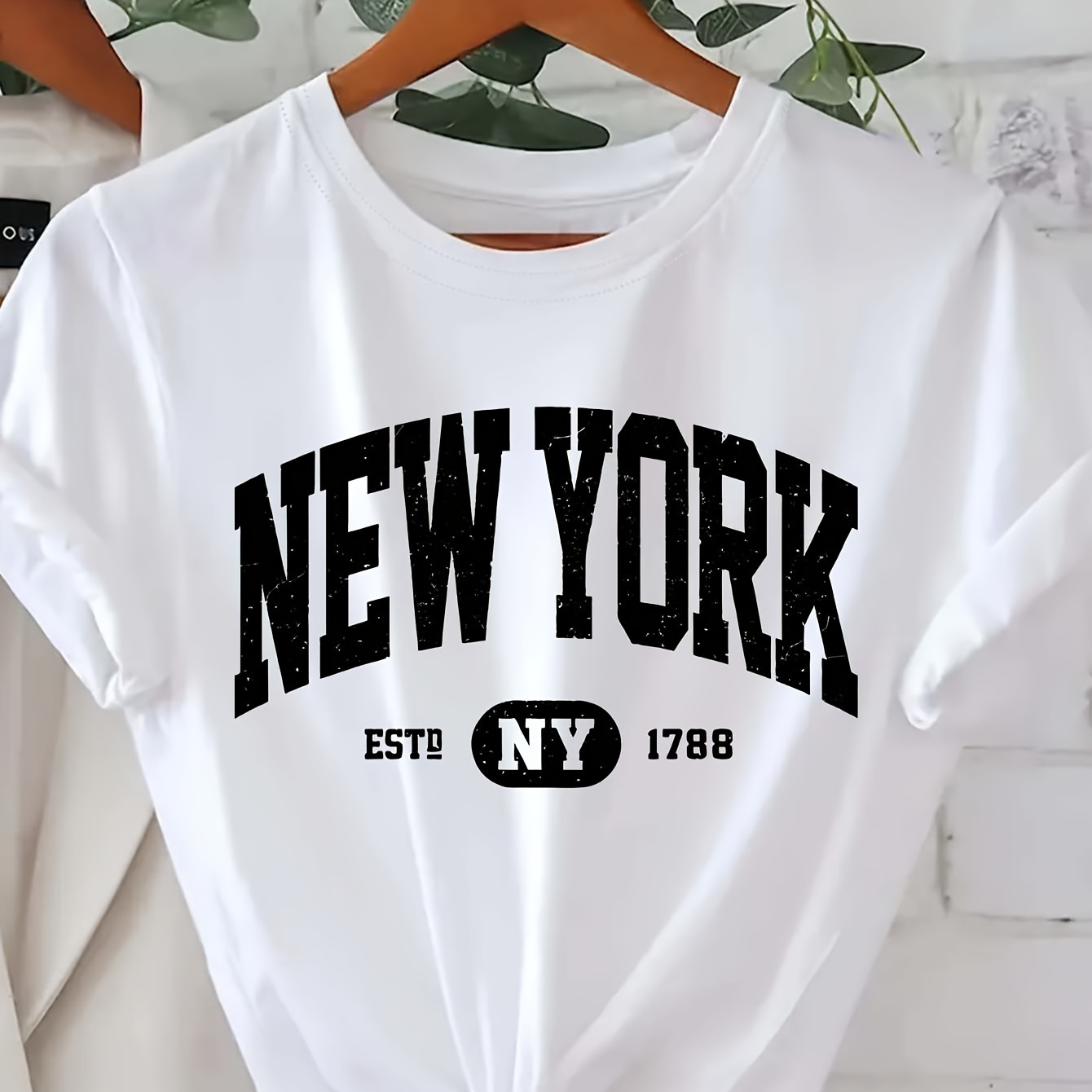 

New York Letter Print Crew Neck T-shirt, Casual Short Sleeve Top For Spring & Summer, Women's Clothing