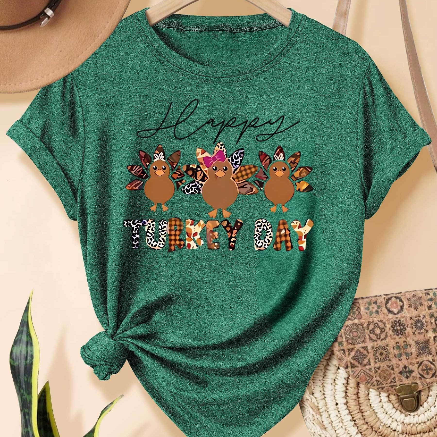 

Chic Leopard Print & Letter Graphic Tee For Women - Casual Crew Neck Short Sleeve Top, Machine Washable, In Multiple Colors, Sizes S-xxl
