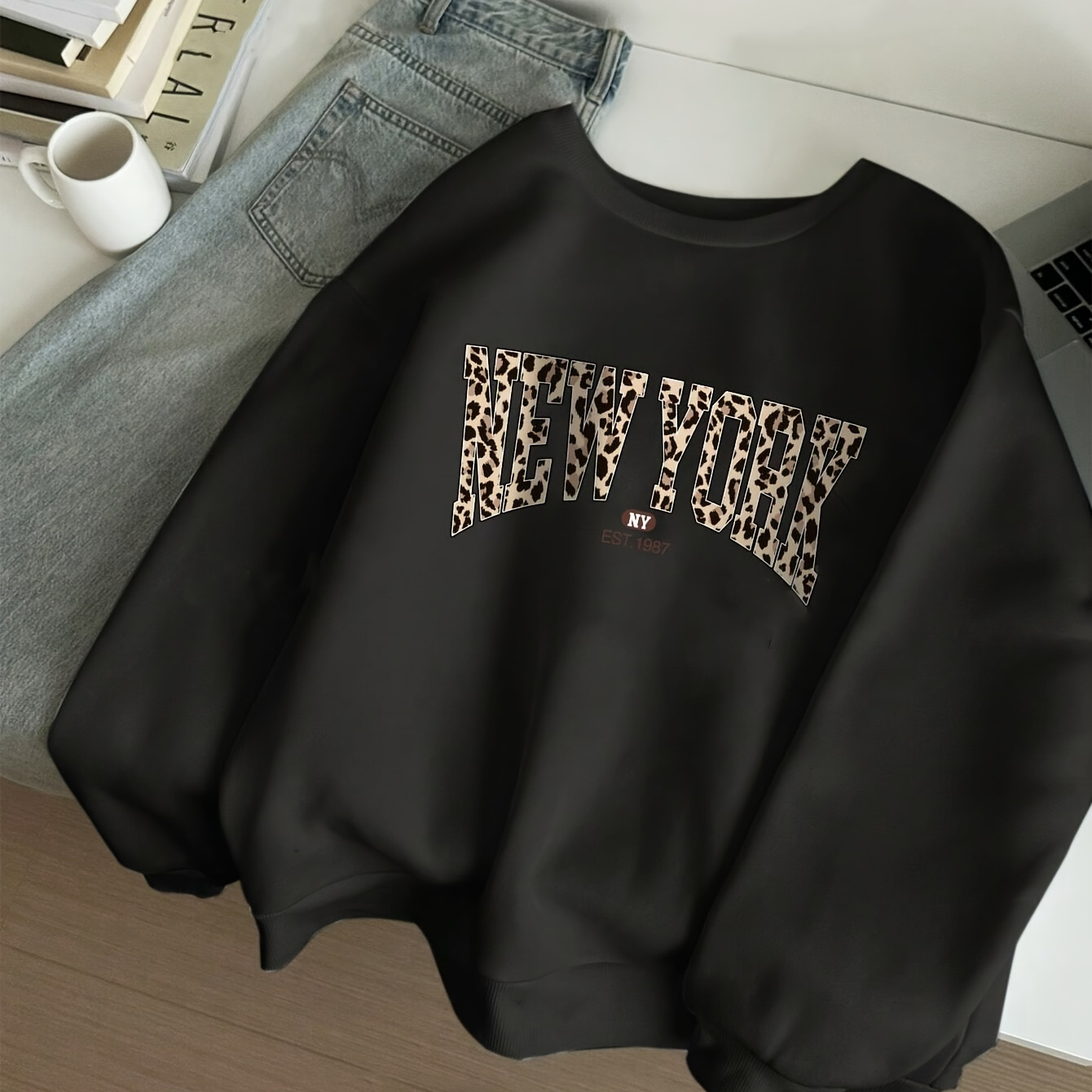 

Vintage New Sweatshirt For Women, 95% Polyester 5% Elastane, Long Sleeve Crew Neck Casual Top, Geometric Pattern Knit Fabric, Fall/winter Collection