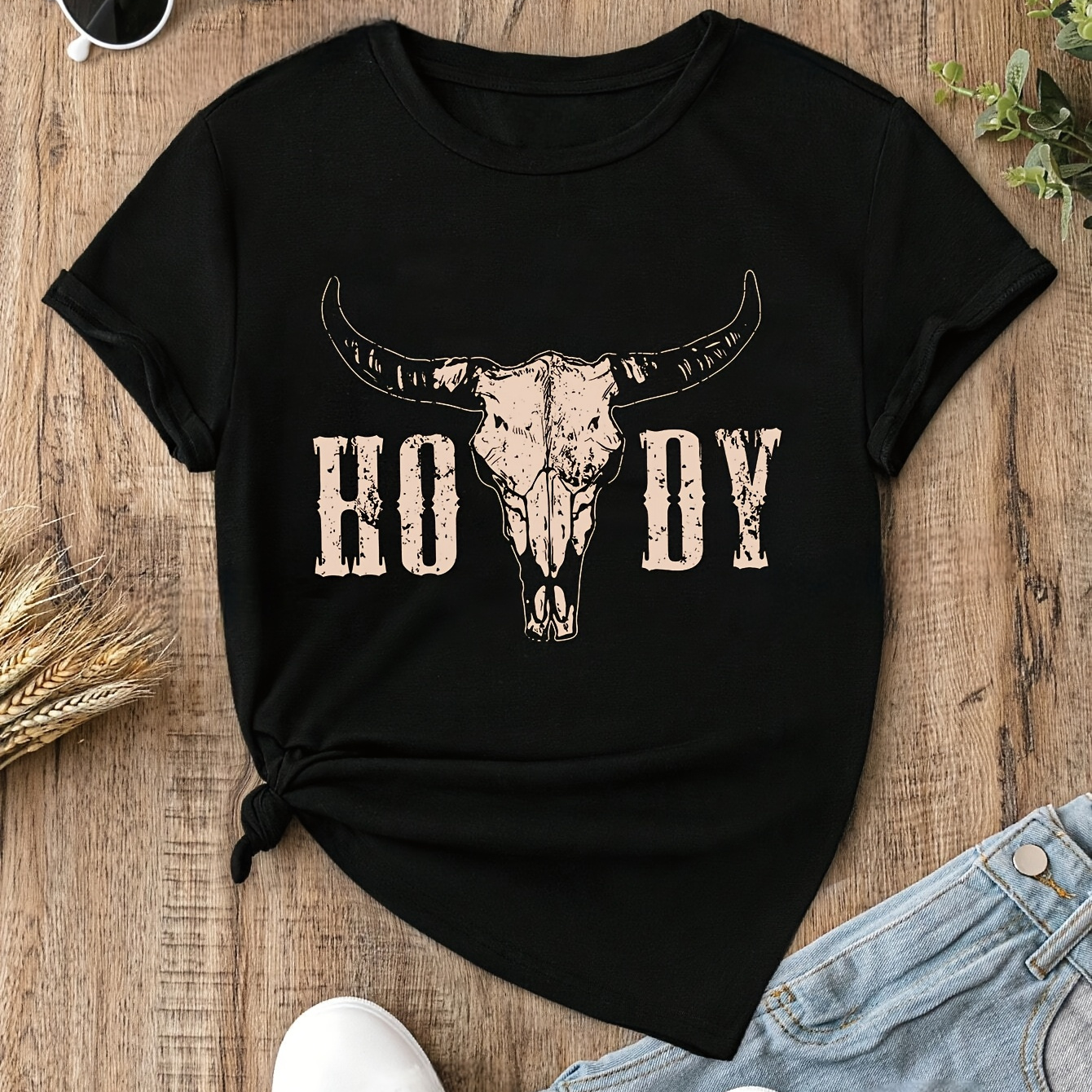 

1pc Women's Casual Round Neck Short Sleeve T-shirt With Bull Skull Graphic, 100% Polyester Knit Fabric, 180g/m² - All