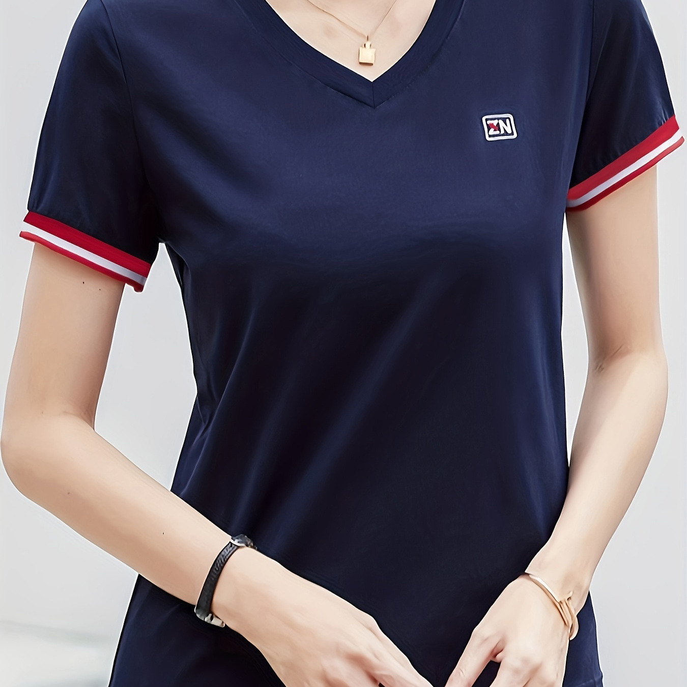 

Contrast Trim V Neck T-shirt, Casual Short Sleeve Top For Spring & Summer, Women's Clothing