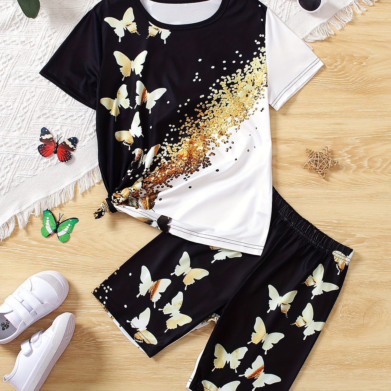 

2pcs Girls Set Butterfly Spliced Print T-shirt Top + Matching Shorts Set For Summer Holiday Casual Going Out