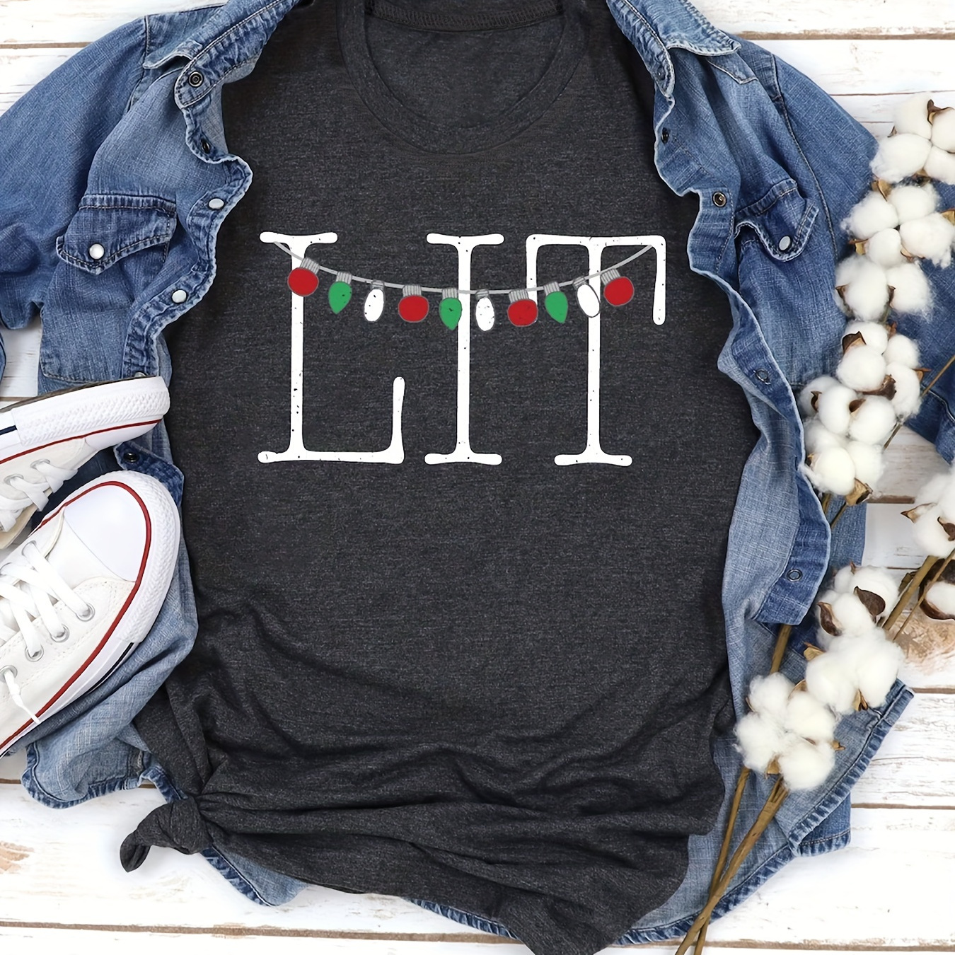 

Christmas Lights Print Tee, Casual Short Sleeve Crew Neck T-shirt, Women's Clothing