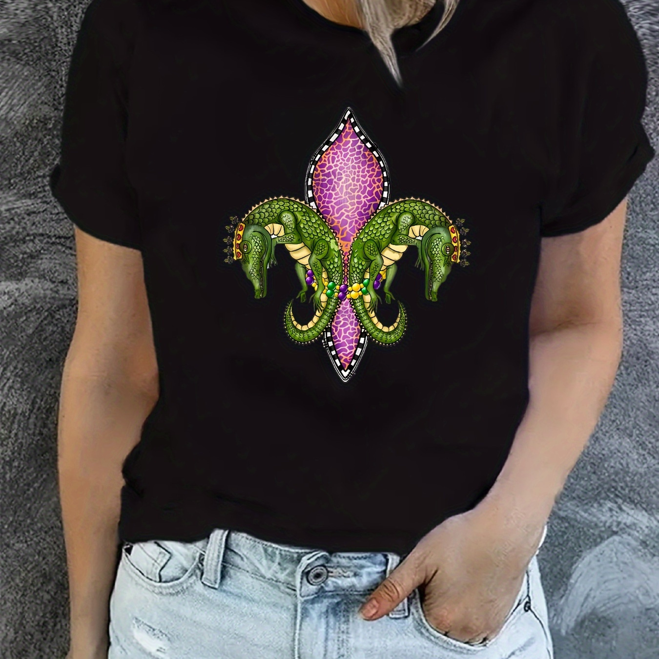 

Mardi Gras Graphic Print T-shirt, Short Sleeve Crew Neck Casual Top For Summer & Spring, Women's Clothing