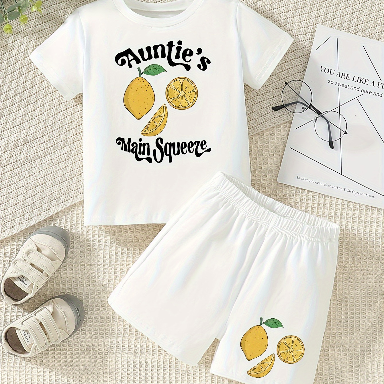 

Baby Boys 2-piece Cotton Outfit Set For Father's Day, Casual Sporty Comfort, Short Sleeve Round Neck T-shirt With Matching Shorts, Lemon Graphic "auntie's