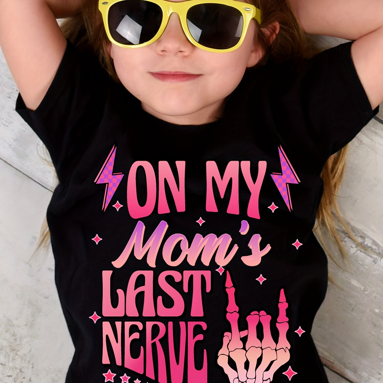 

On My Mom's Last Nerve & Cartoon Skeletal Hand Graphic Print Tee, Girls Comfy & Trendy T-shirt For Spring & Summer, Girls Clothes For Outdoors