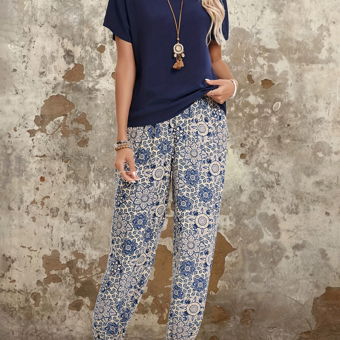 

Casual Floral Print Pants Set, Solid Color Short Sleeve Crew Neck Top & Jogger Pants Outfits, Women's Clothing