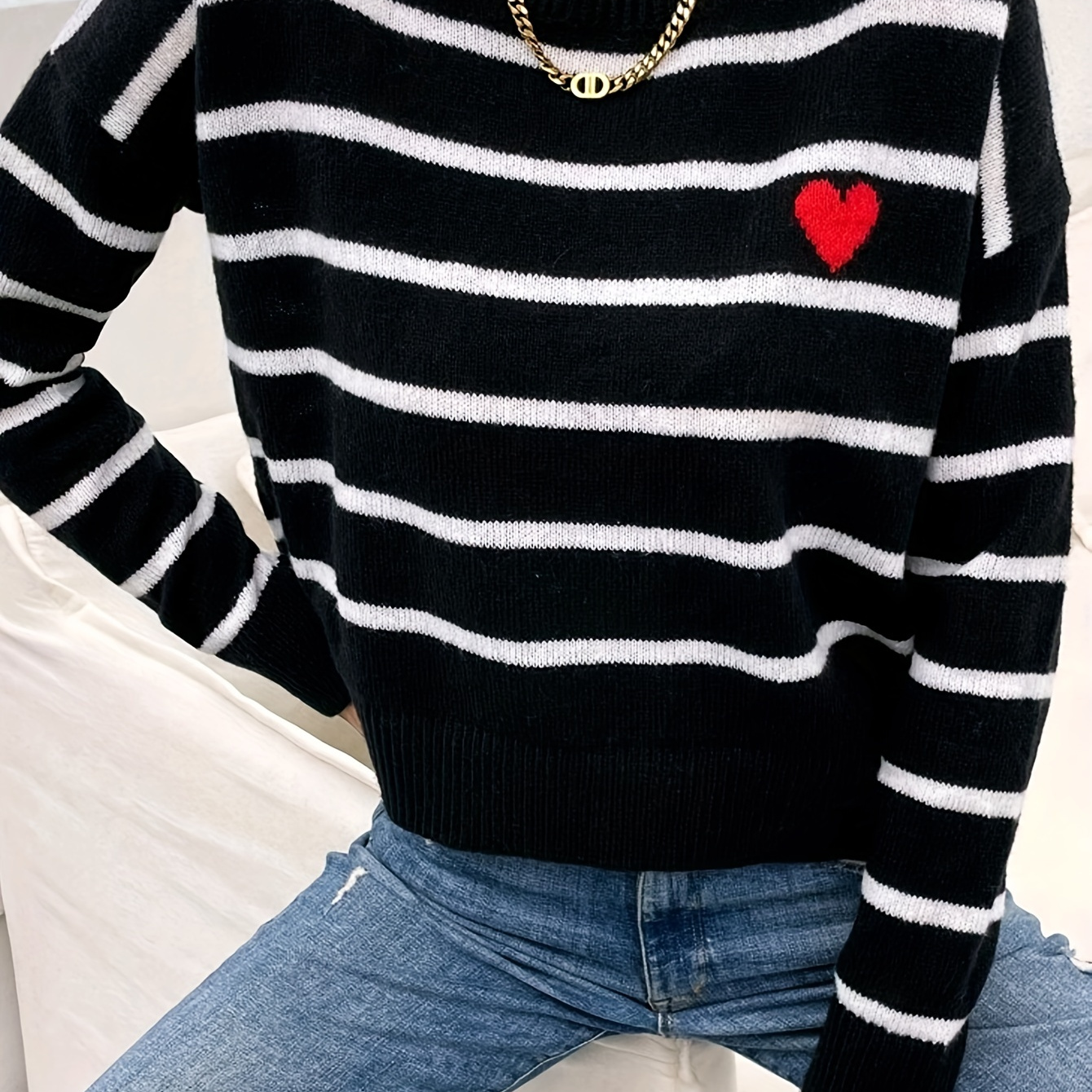 

Heart Patten Striped Pullover Sweater, Casual Crew Neck Long Sleeve Sweater For Fall & Winter, Women's Clothing