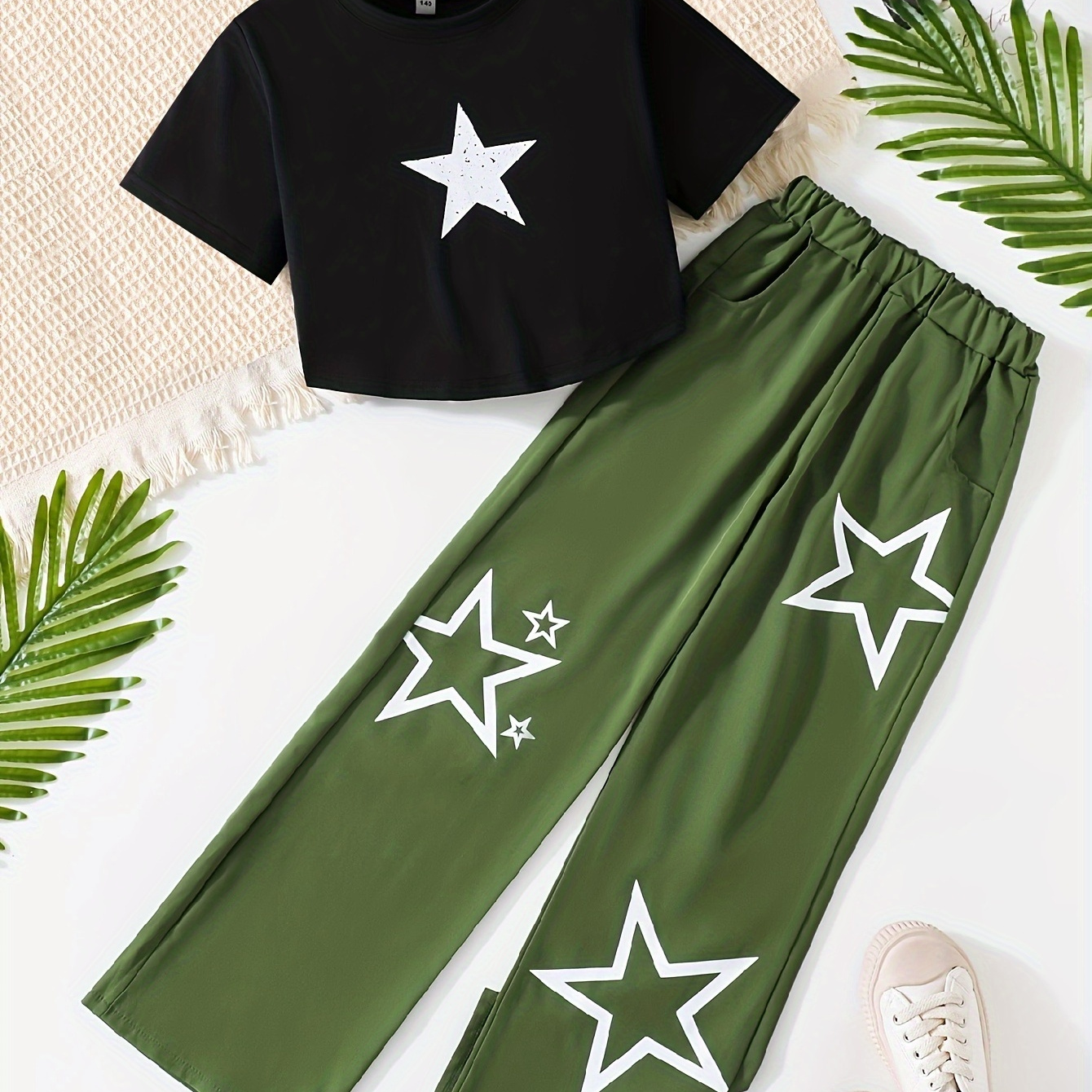 

2 Pcs Star Graphic T-shirt + Matching Trousers Girl's Set, Street Casual Going Out Summer Clothes, Gift