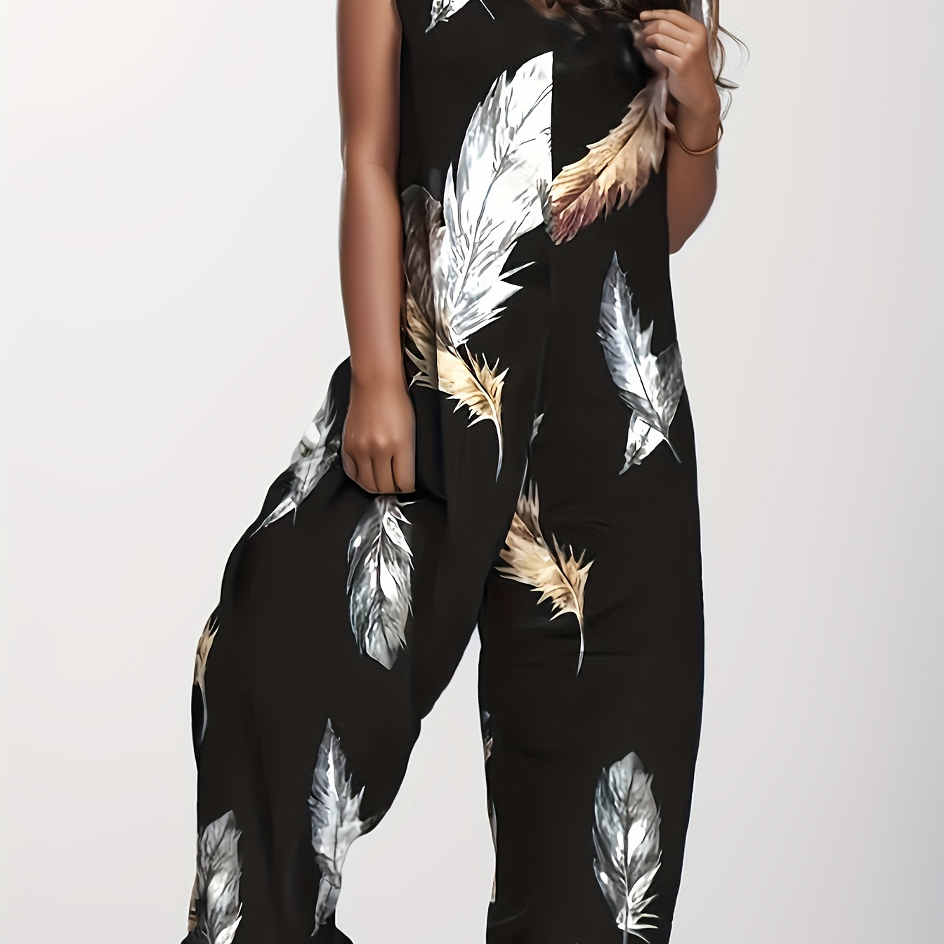 

Feather Print Hem Pleated Jumpsuit