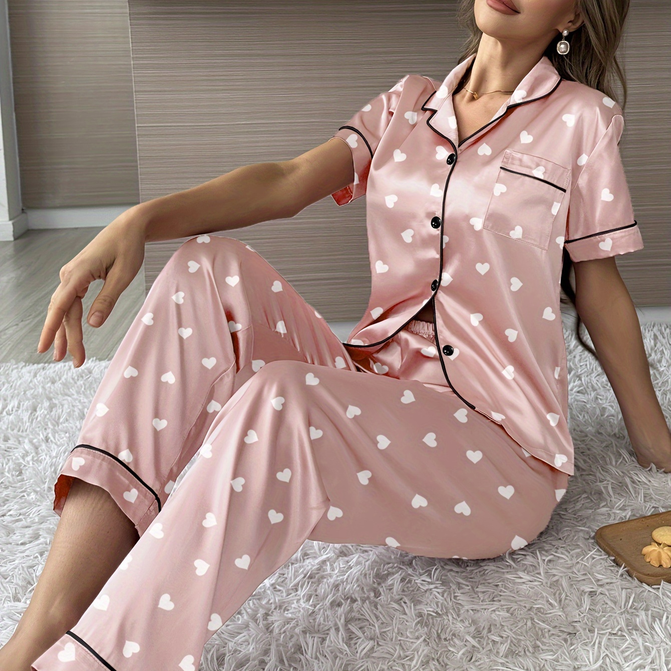 

Women's Satin Pajama Set With Heart Print, Lapel Collar Button-up Short Sleeve Top And Long Pants, Soft Polyester Blend With Stretch, Classic Comfort Fit Sleepwear For All Seasons