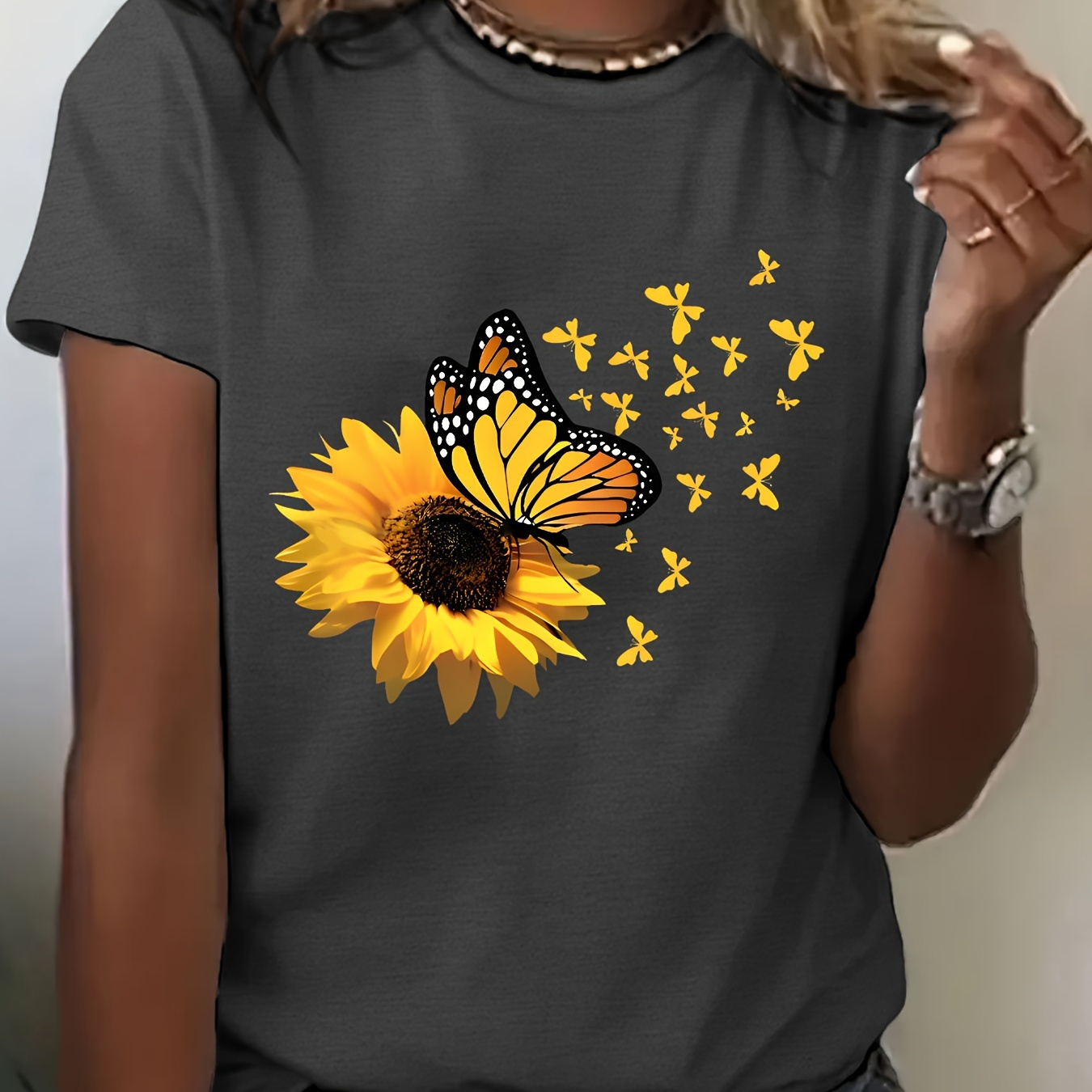

Sunflower & Butterfly Print Crew Neck T-shirt, Short Sleeve Casual Top For Spring & Summer, Women's Clothing