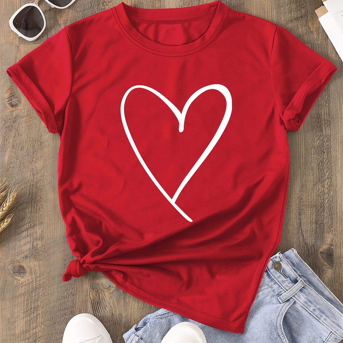 

1pc Women's Red Heart Love Print T-shirt, Casual Crew Neck Short Sleeve Top, Polyester Knit Fabric, Regular Length For Summer & Spring