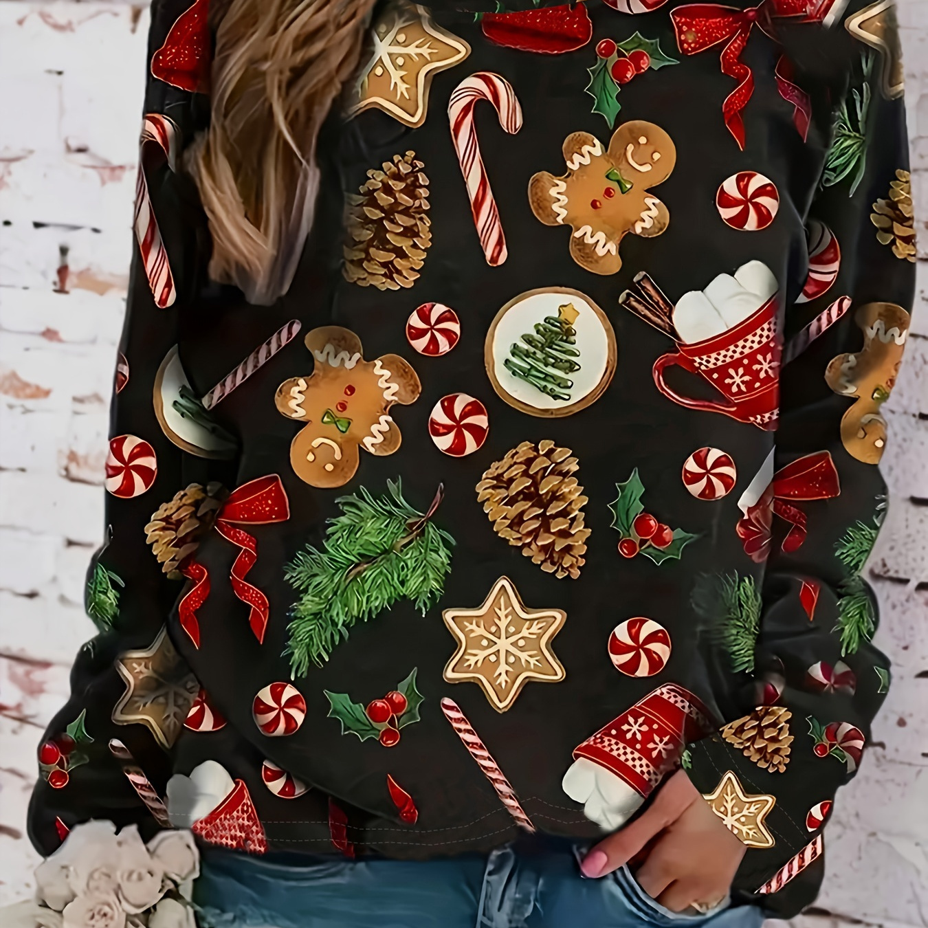

Plus Size Christmas Gingerbread Man Print T-shirt, Casual Crew Neck Long Sleeve Top, Women's Plus Size Clothing