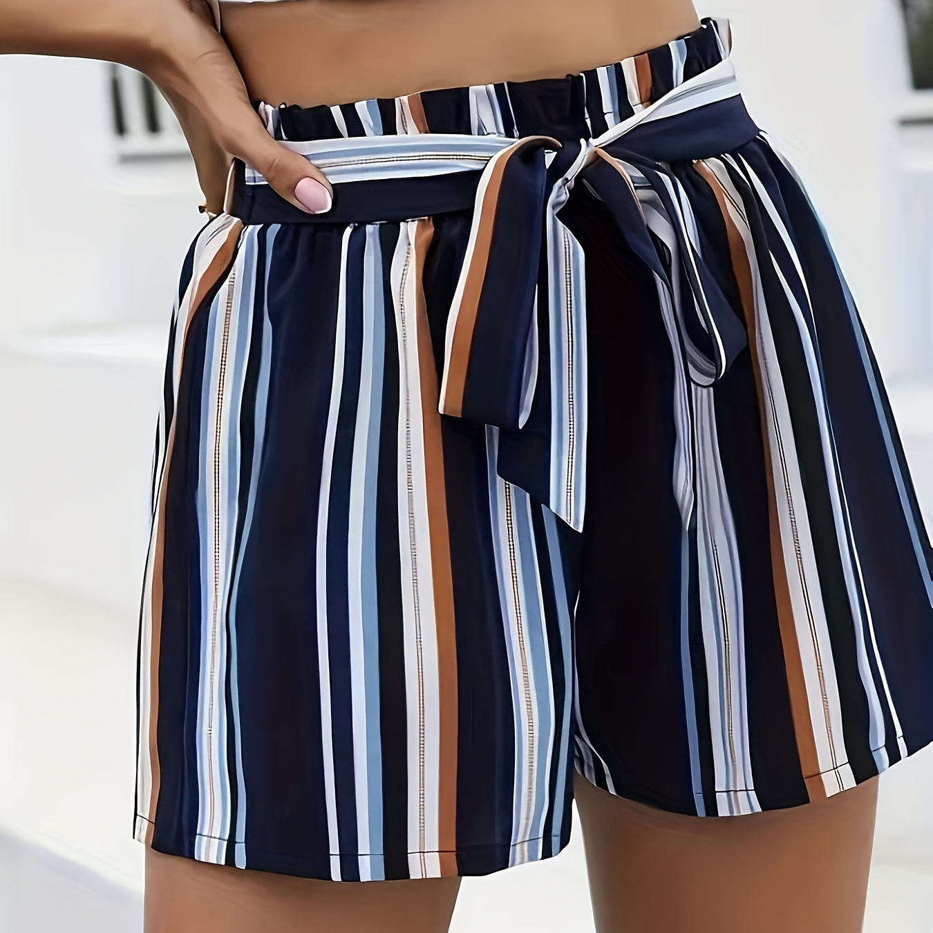 

Women's Elegant High-waisted Striped Shorts With Knot Detail, 100% Polyester Woven Fabric, Fashion