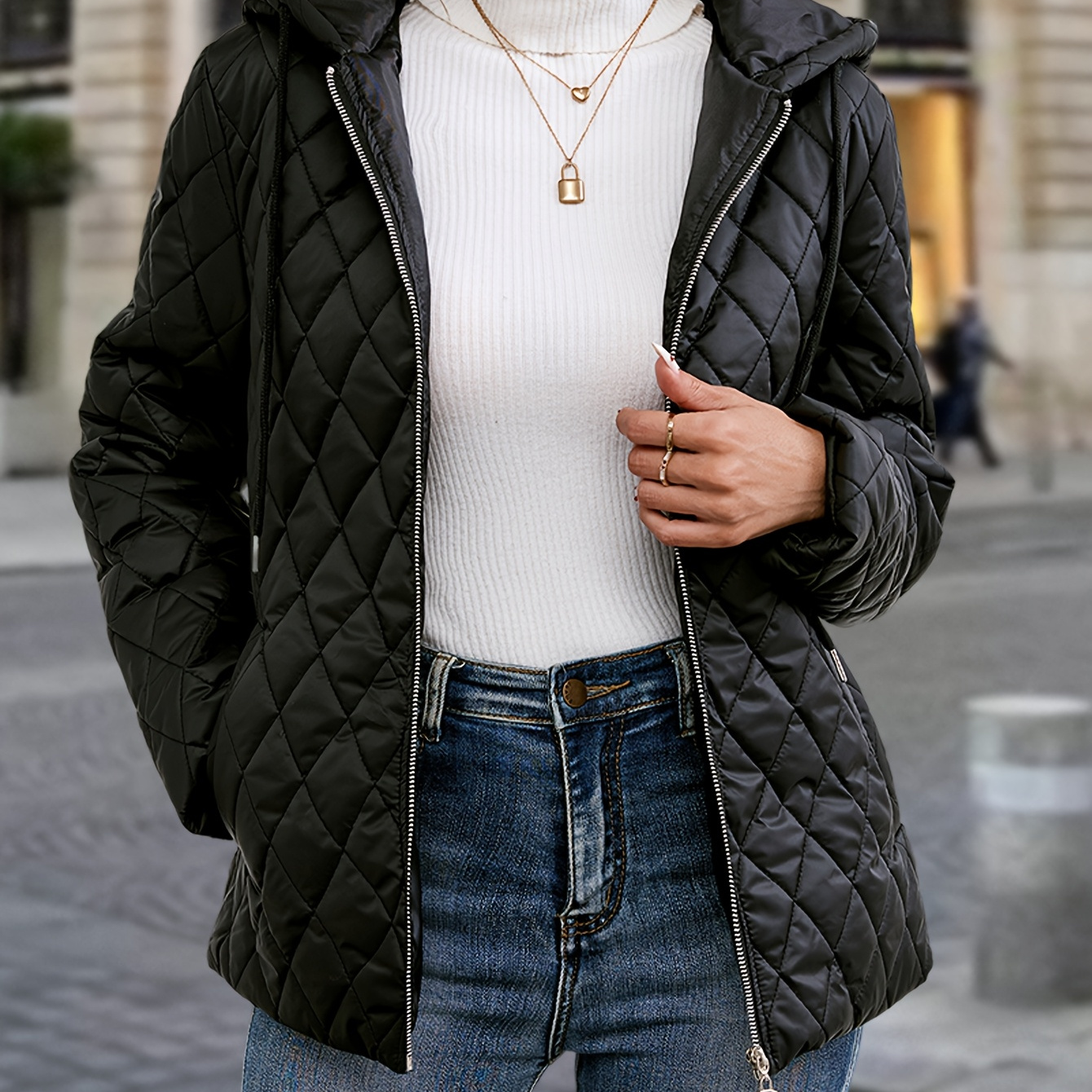 

Elegant Women's Lightweight Quilted Jacket - Solid Color, Hooded, Machine Washable - Spring/fall